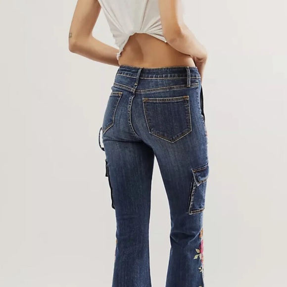 Free People Driftwood Farrah Embroidered Cargo Jeans Flare Blue - Picture 4 of 7